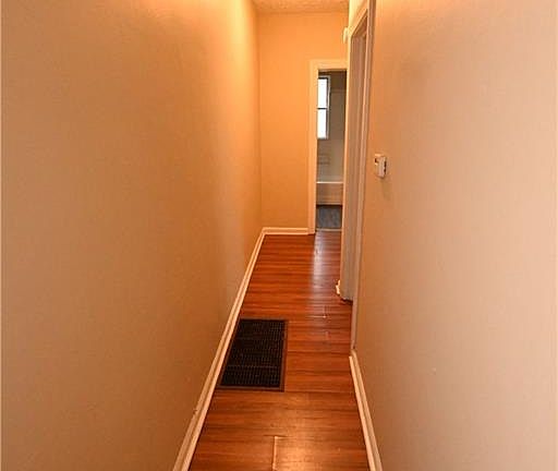 5th image of 4314 Norwaldo Ave