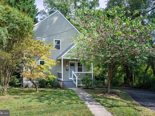 6301 Everall Ave, Baltimore, MD 21206