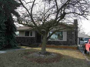 6015 N Maple St, Spokane, WA 99205