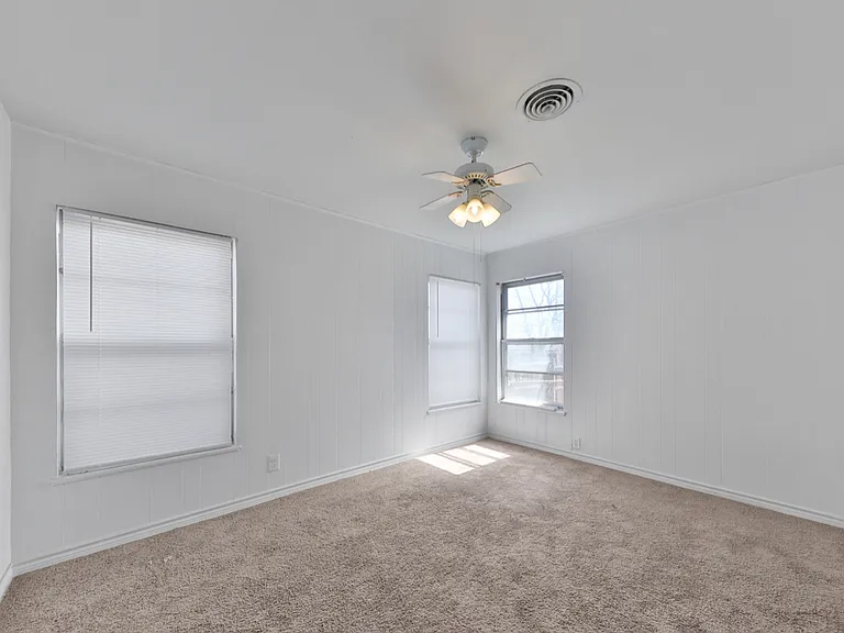 518 Dresden Dr #1 — Photo 12