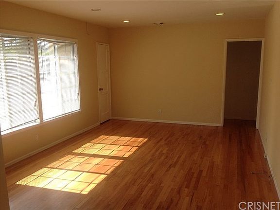 2nd image of 5354 Veloz Ave