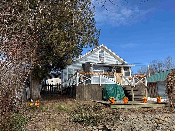 3rd image of 2092 N Bennington Road