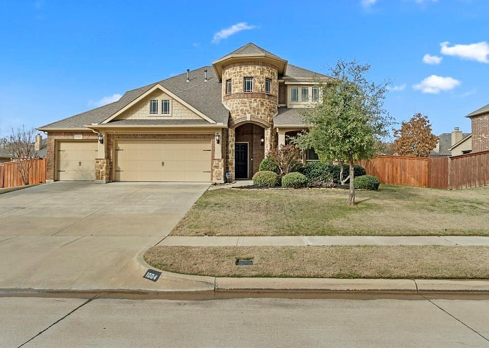 1st image of 1004 Killian Dr
