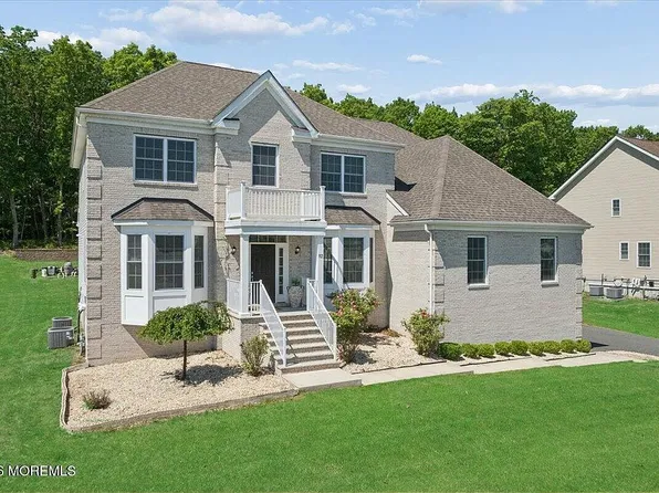 12 Monarch Path, Morganville, NJ 07751