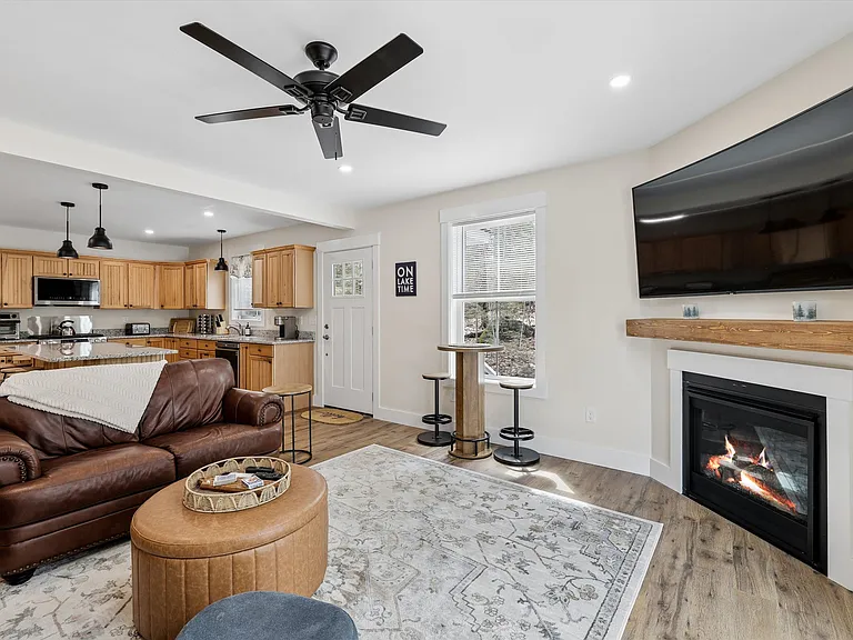 3 Tanglewood Shores Rd — Photo 3