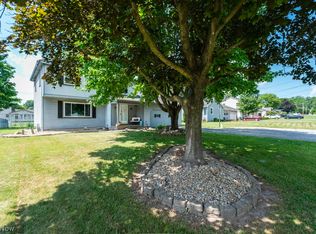 1263 Shields Rd, Youngstown, OH 44511