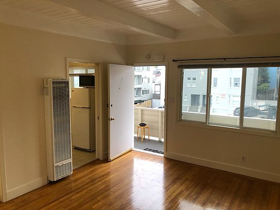 2nd image of 369 Stanyan St APT 6