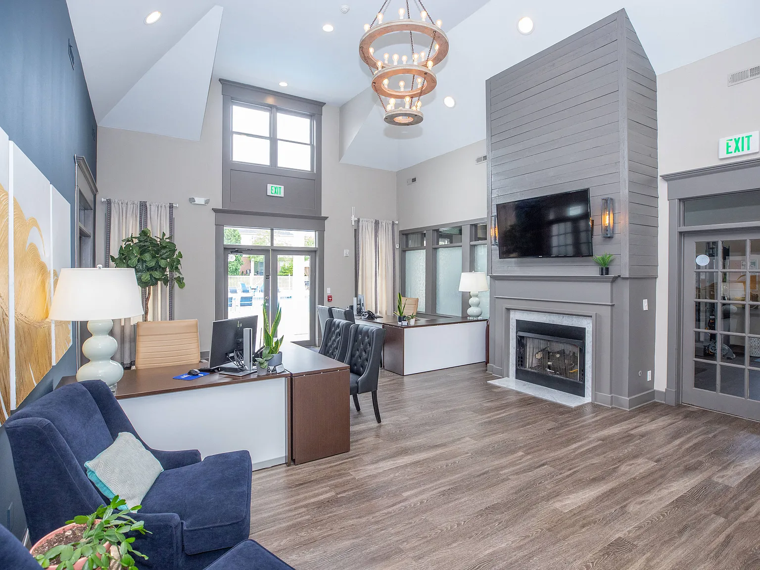 The Residence at Barrington — Photo 4