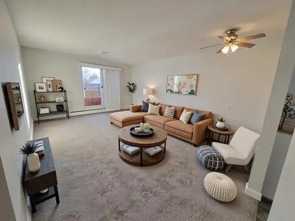 5820 58a St #203, Red Deer, AB T4N 2M7
