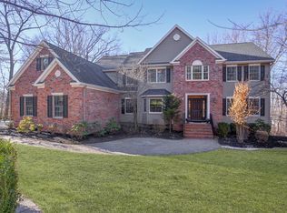 38 Starview Dr, Hillsborough, NJ 08844