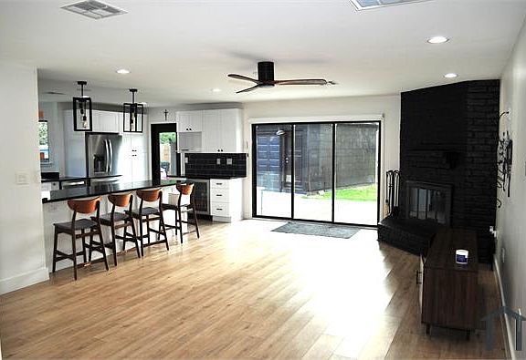 2nd image of 5515 Long Creek Ln