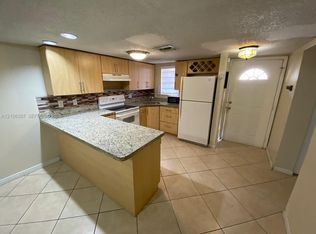 Vista Alegre Townhomes, Hialeah, FL 33016