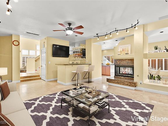 4th image of 255 El Camino Verde St