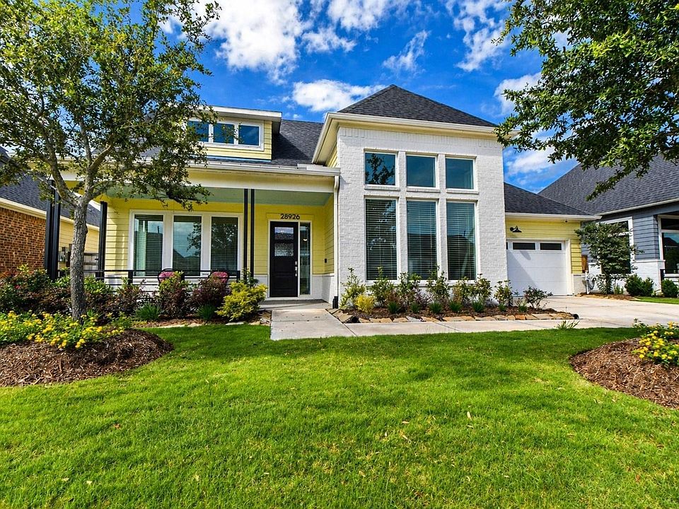 1st image of 28926 Harbor Springs Ct