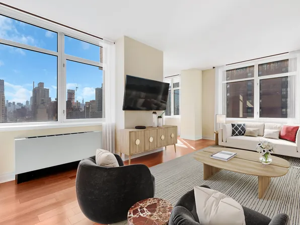 1760 2nd Avenue image 1 of 9