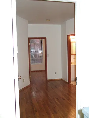 Rented by S&H Equities | media 22