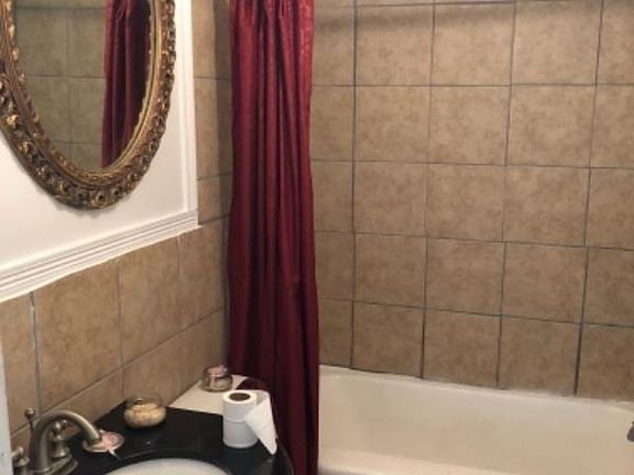 4th image of 2719 12th St