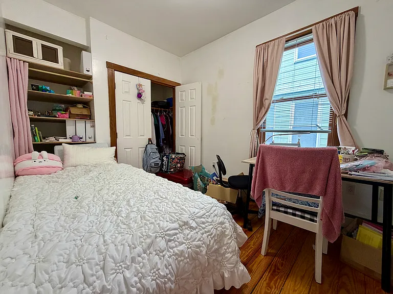 349 Columbia St #2 — Photo 9