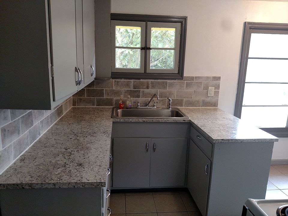 2nd image of 1145 5th St