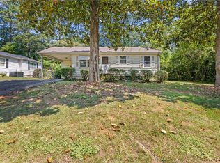 1233 Aleamo Dr, Marietta, GA 30062