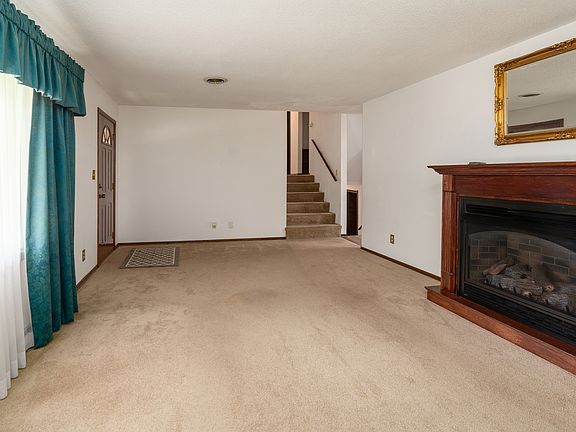 5th image of 701 N 29th St