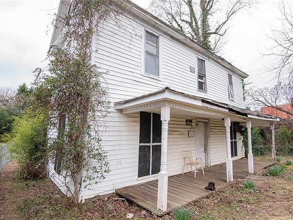 3rd image of 303 E Fisher St