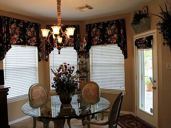 4th image of 12106 Turtles Corner Ln