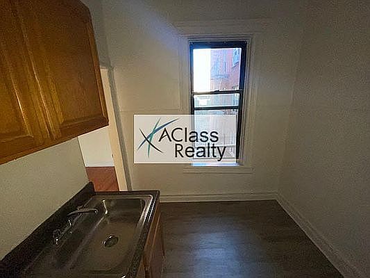 5th image of 25-38 43rd St #2H