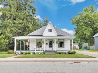 67 McDonald St, Kingsville, ON N9Y2C4