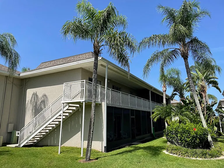 8812 Bay Pointe Dr #D202 — Photo 17