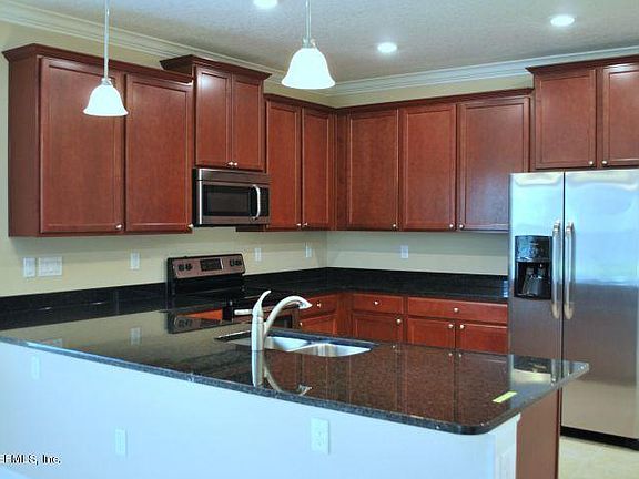 5th image of 16016 Willow Bluff Ct #543