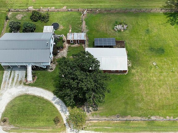 3rd image of 116 Ponderosa Ln