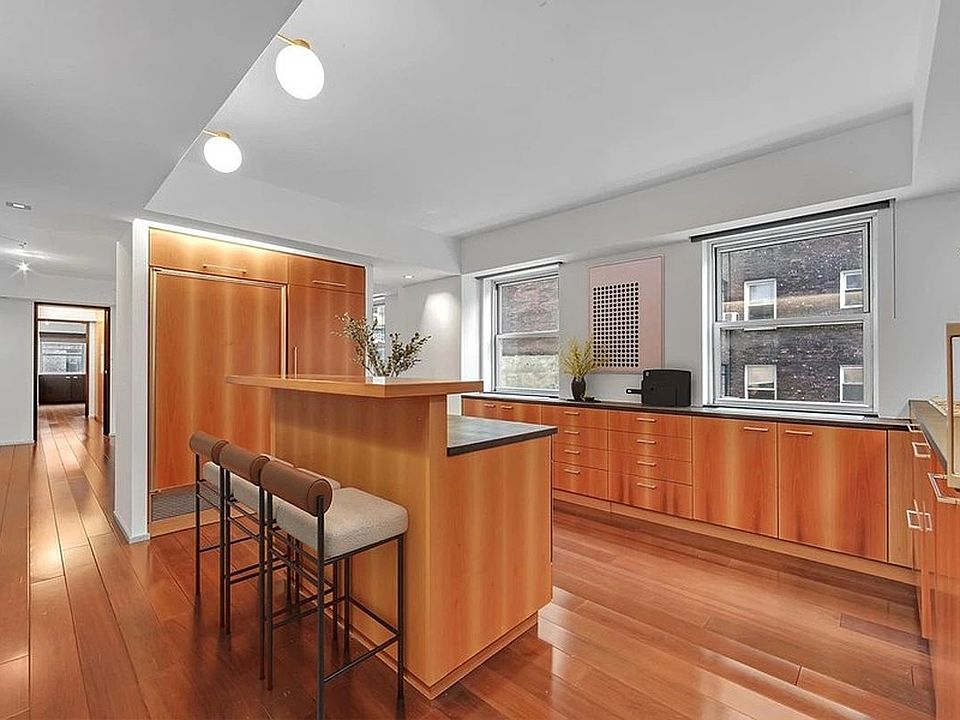 1st image of 40 E 78th St #7H