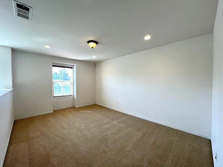 7143 Leighton Dr — Photo 26
