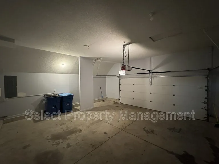 7518 Ravens Stone Dr — Photo 29