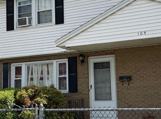 105 Baker St APT 3, Manchester, NH 03103