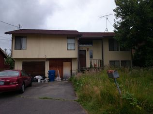 7118 32nd Ave S, Seattle, WA 98118