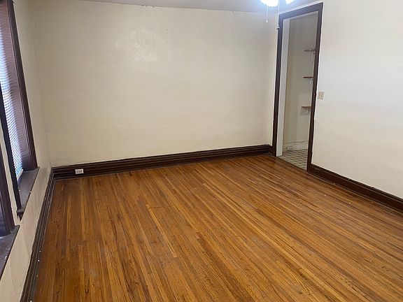 2nd image of 1113 H St #C2
