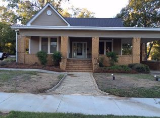 609 Academy Ave, Dublin, GA 31021