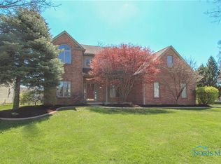 8879 Linden Lake Rd, Sylvania, OH