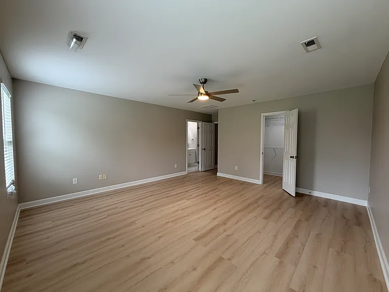 3963 Heather View Ln — Photo 28