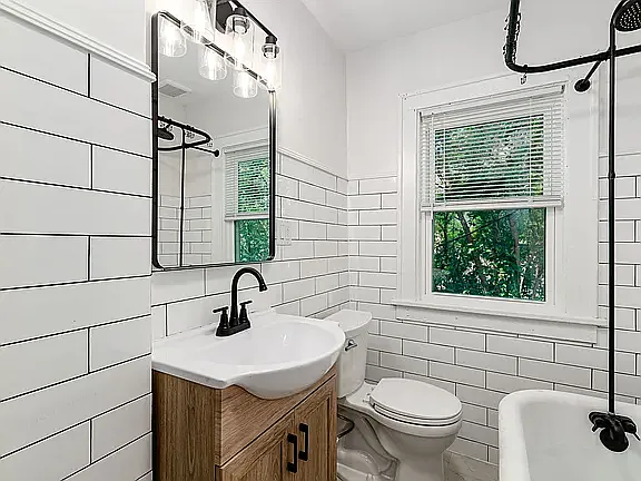311 S 17th St #311 — Photo 11