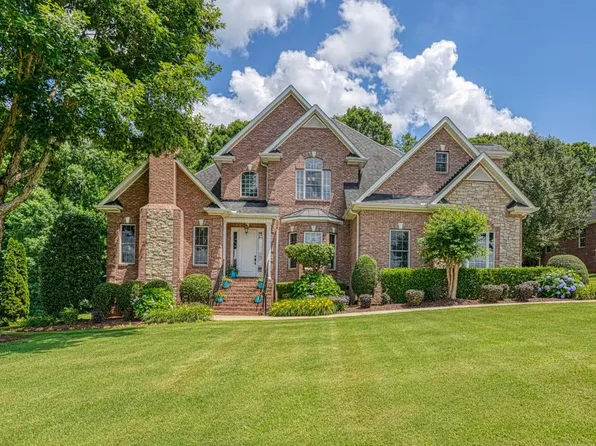 762 E Long Bay Dr, Inman, SC 29349