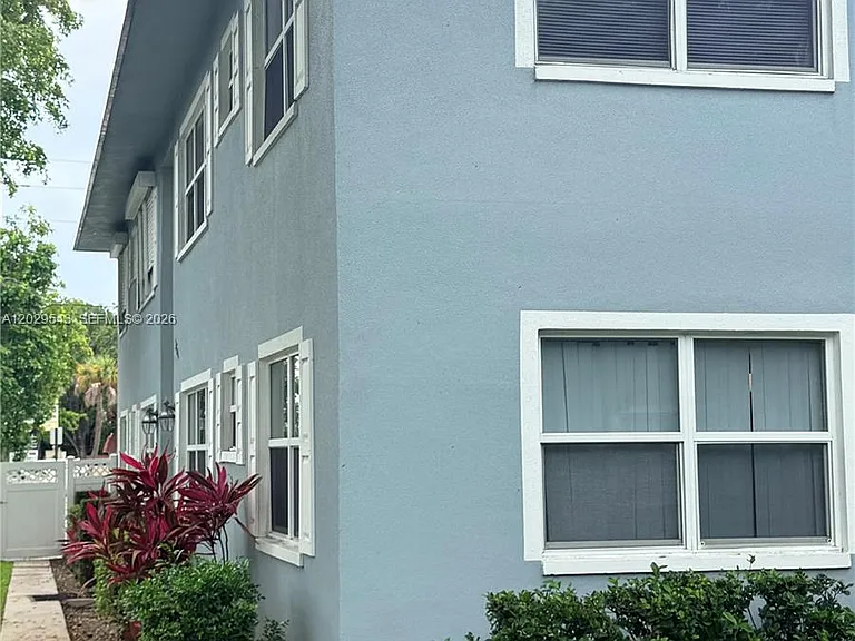 260 S Cypress Rd #108 — Photo 20