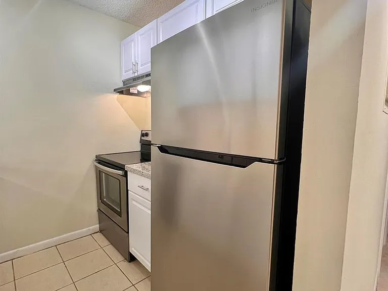 6061 10th Ave N #242 — Photo 9