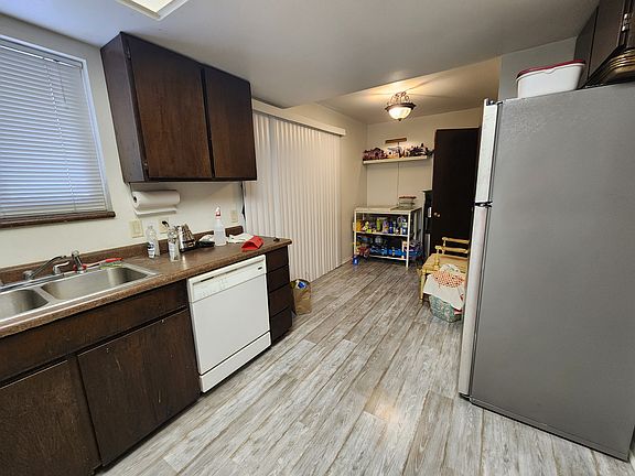 5th image of 808 E Ashton Ave #808