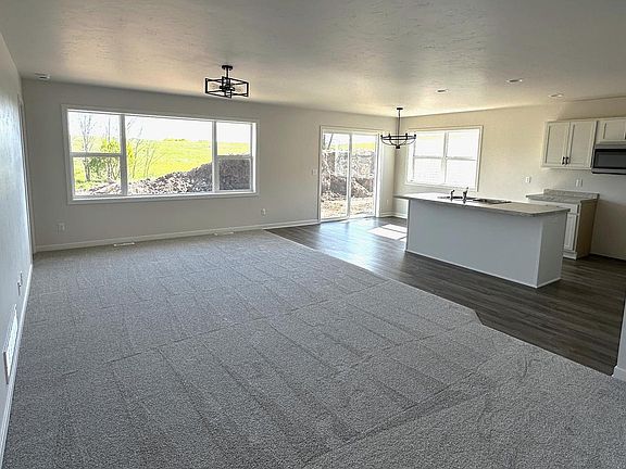 2nd image of 941 Sully WAY