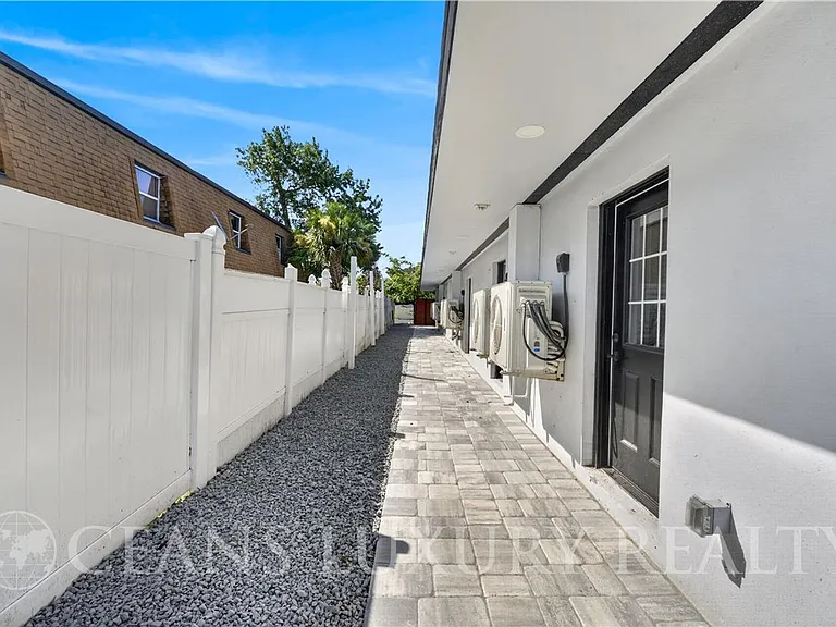337 Rutledge Ave — Photo 34