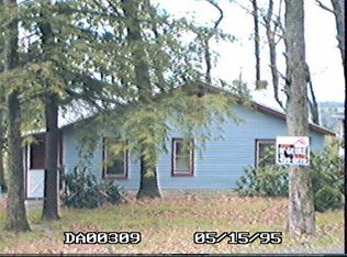 37 Hilltop Rd, Barnesville, PA 18214