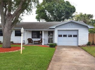 10321 111th St, Seminole, FL 33778